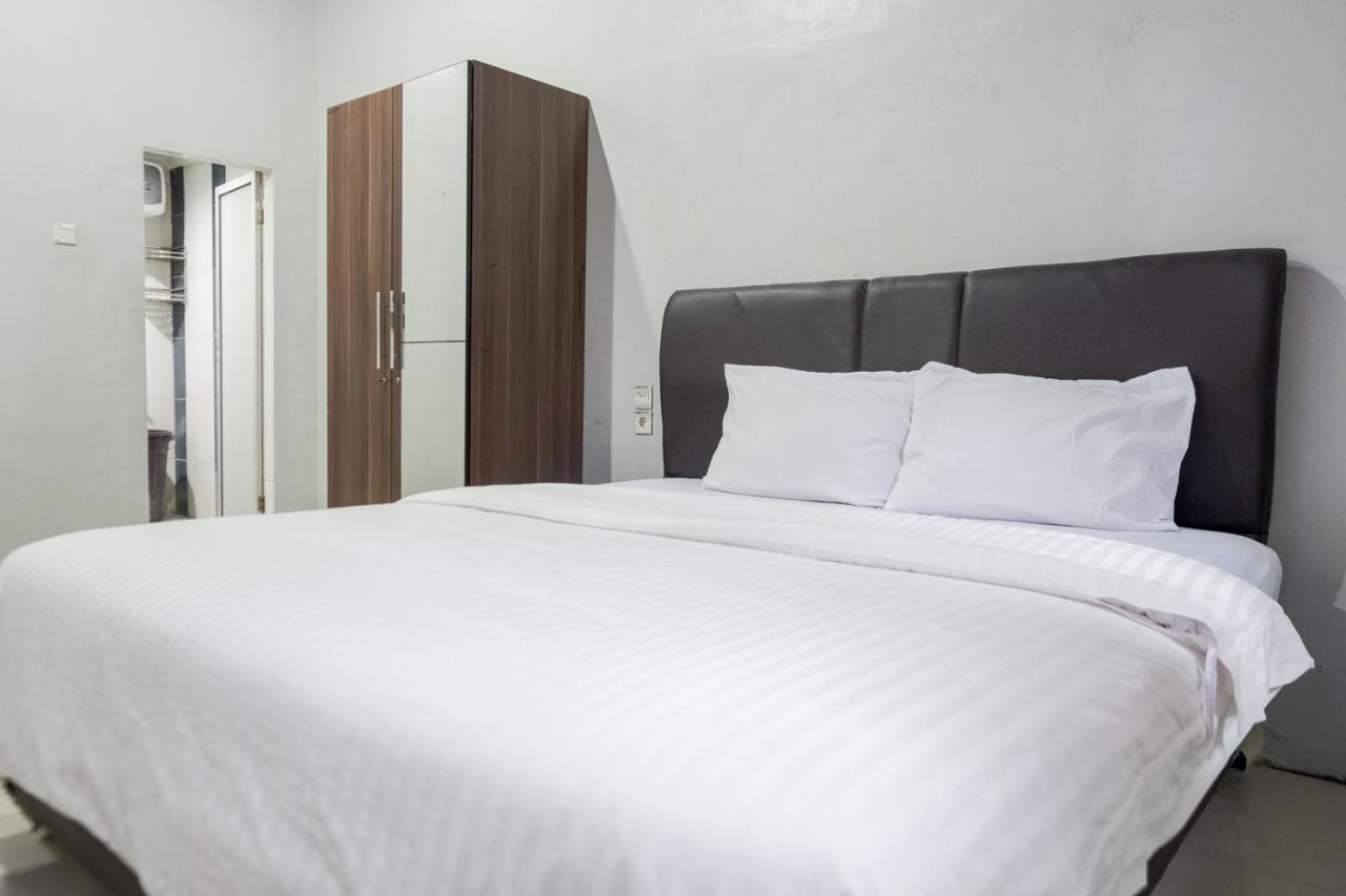 Djaboerigin Mongonsidi Guest House RedPartner Medan Extérieur photo